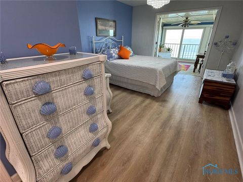 Tiny photo for 2212 N Carriage Lane #7, Port Clinton, OH 43452 (MLS # 10004533)