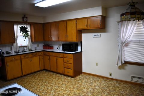 Tiny photo for 2719 Letchworth Parkway, Toledo, OH 43606 (MLS # 10001638)
