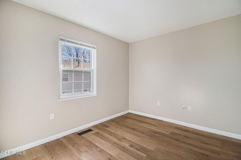 Tiny photo for 5662 Bernath Court, Toledo, OH 43615 (MLS # 10003891)