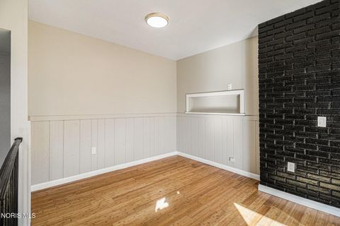 Tiny photo for 5662 Bernath Court, Toledo, OH 43615 (MLS # 10003891)