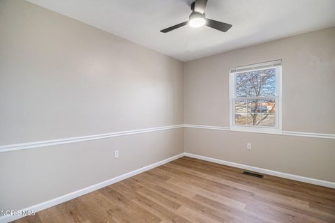 Tiny photo for 5662 Bernath Court, Toledo, OH 43615 (MLS # 10003891)