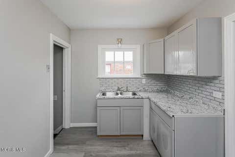 Tiny photo for 629 Cuthbert Road, Toledo, OH 43607 (MLS # 10009027)
