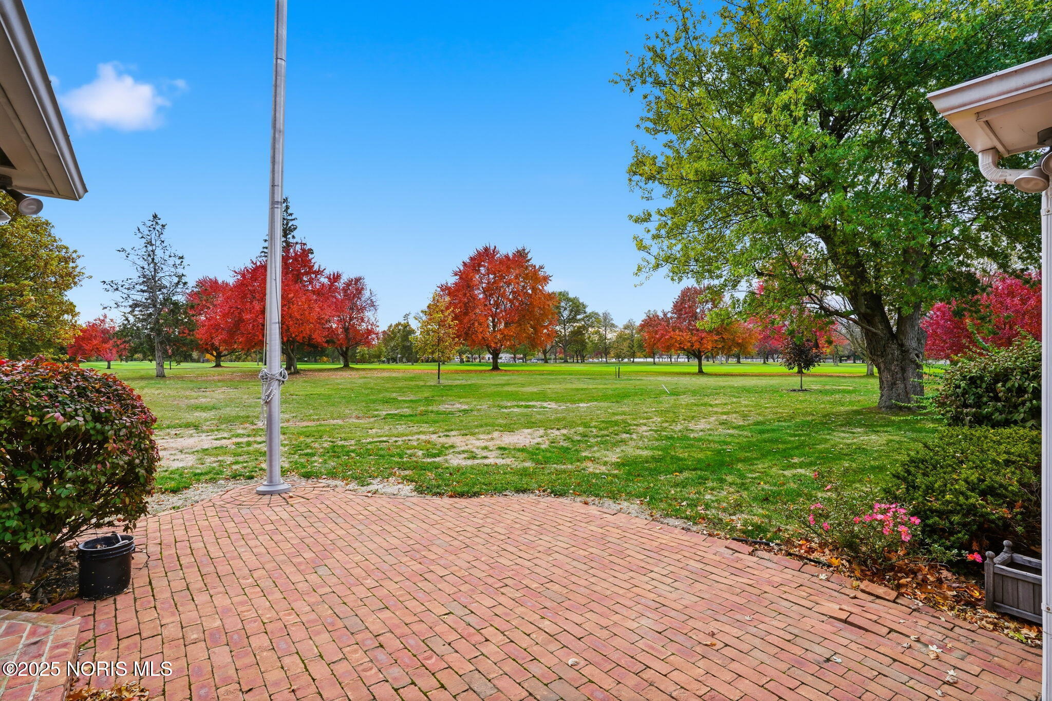 Findlay, Ohio 45840, United States, 5 Bedrooms Bedrooms, ,4 BathroomsBathrooms,Residential,Active,236562