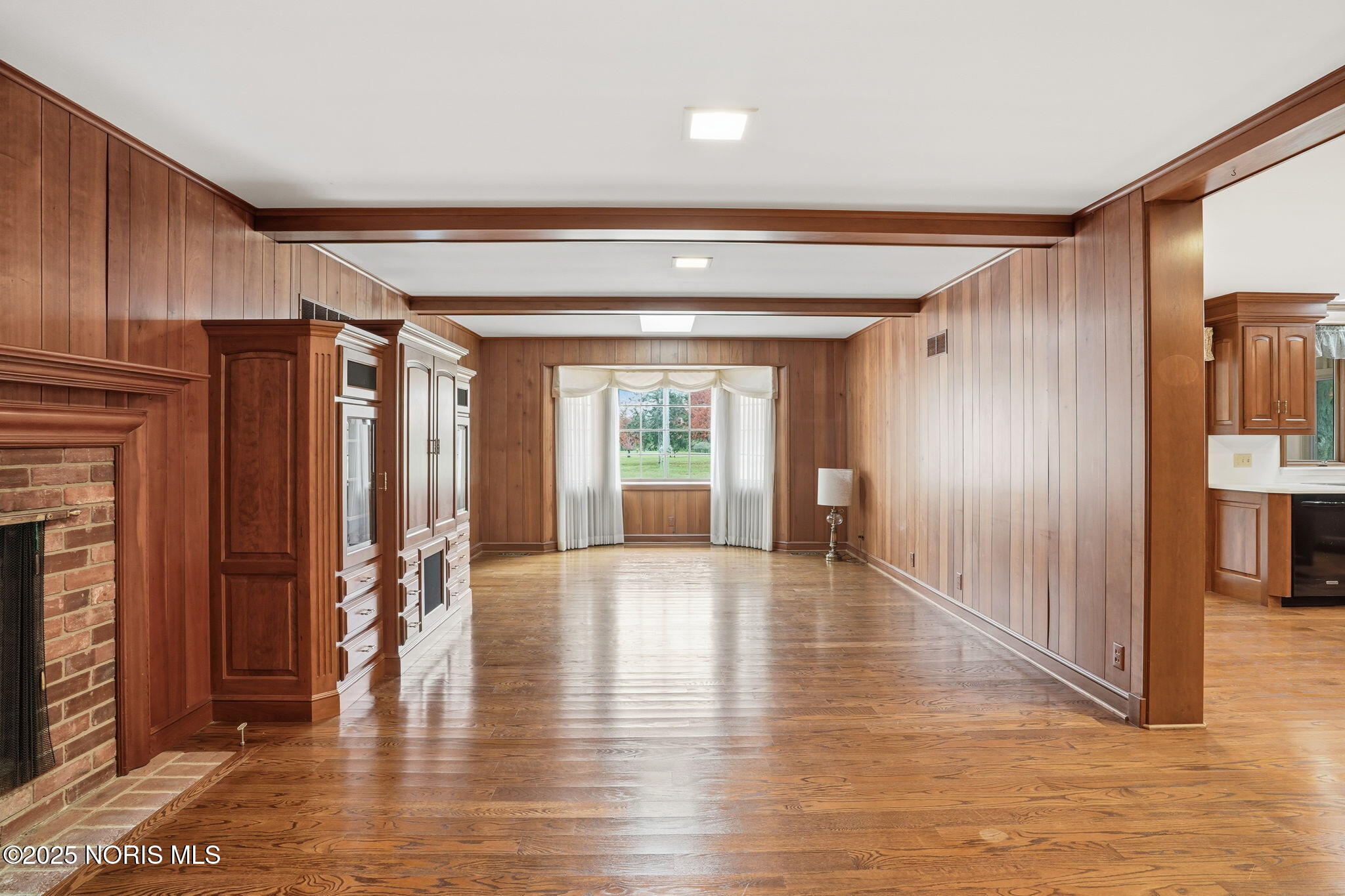 Findlay, Ohio 45840, United States, 5 Bedrooms Bedrooms, ,4 BathroomsBathrooms,Residential,Active,236562