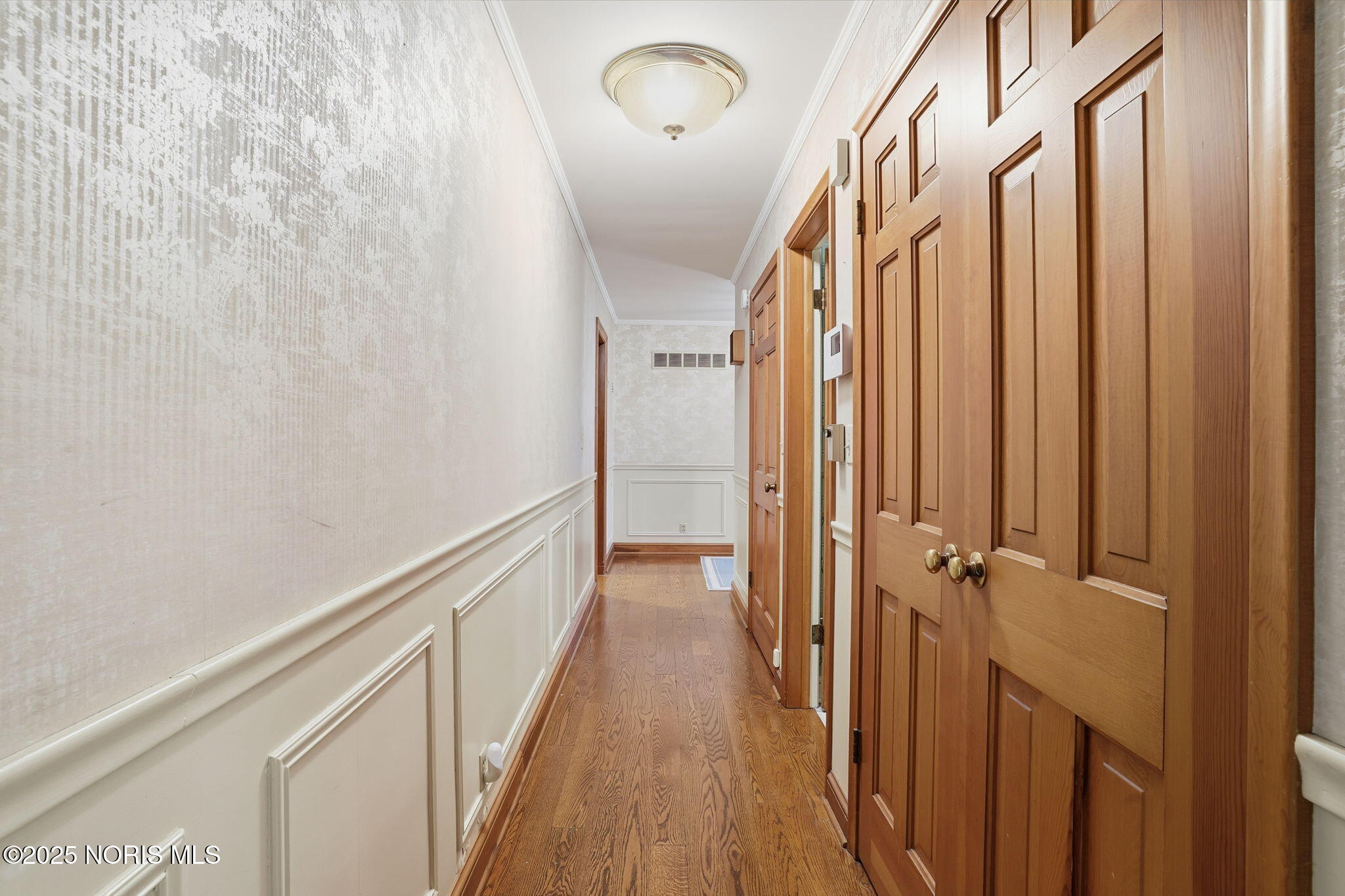 Findlay, Ohio 45840, United States, 5 Bedrooms Bedrooms, ,4 BathroomsBathrooms,Residential,Active,236562