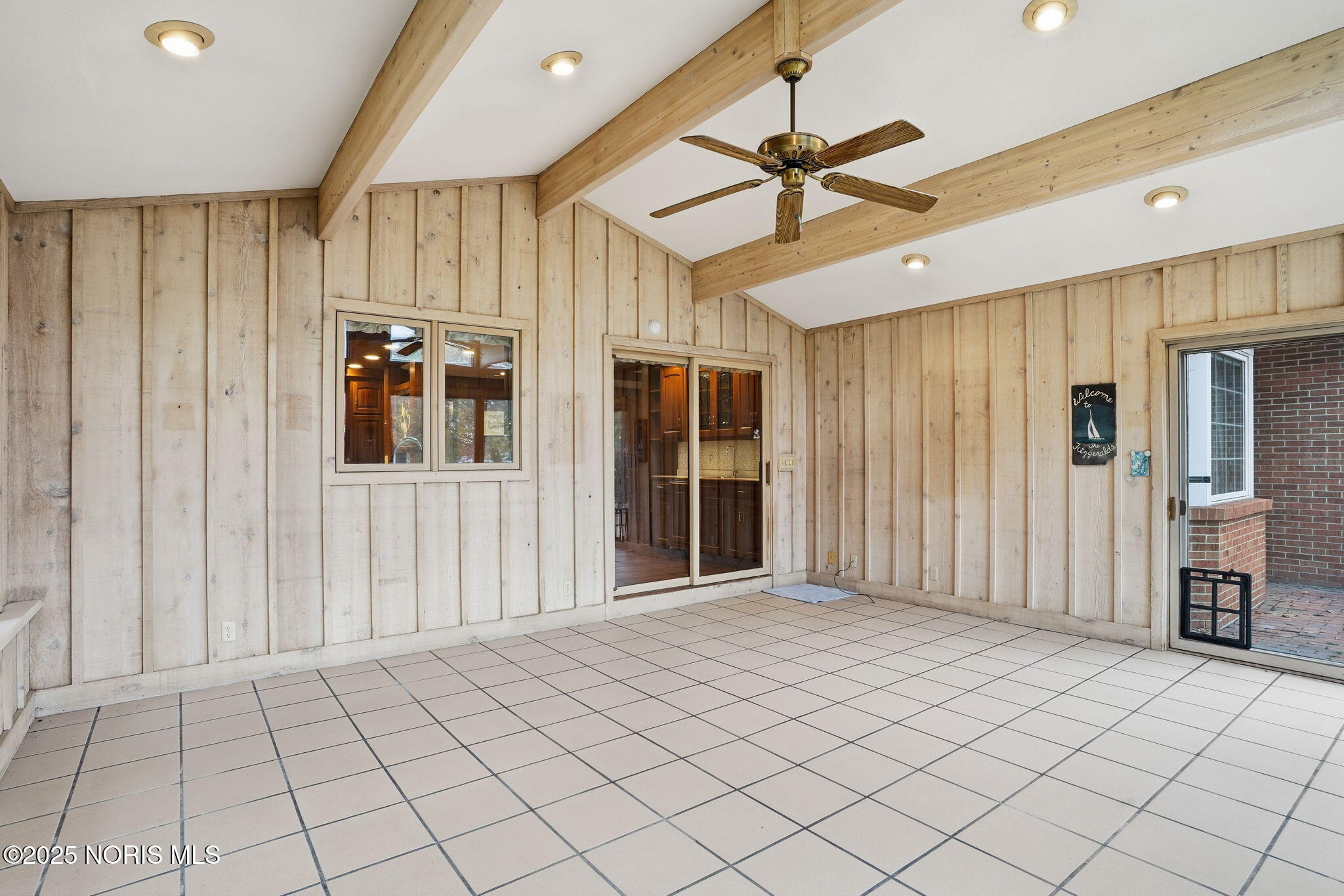 Findlay, Ohio 45840, United States, 5 Bedrooms Bedrooms, ,4 BathroomsBathrooms,Residential,Active,236562