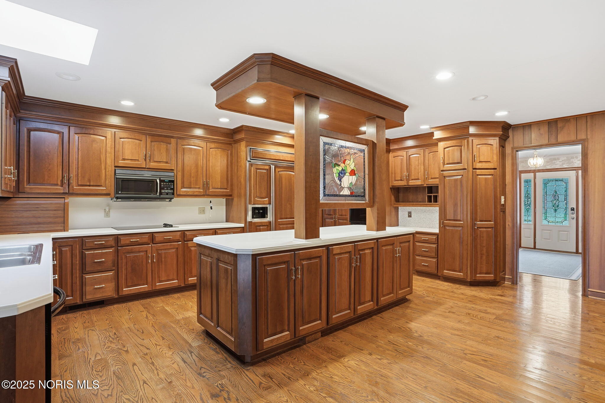 Findlay, Ohio 45840, United States, 5 Bedrooms Bedrooms, ,4 BathroomsBathrooms,Residential,Active,236562