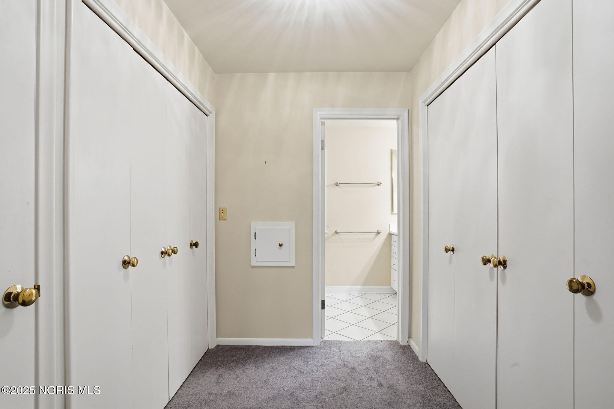 Findlay, Ohio 45840, United States, 5 Bedrooms Bedrooms, ,4 BathroomsBathrooms,Residential,Active,236562