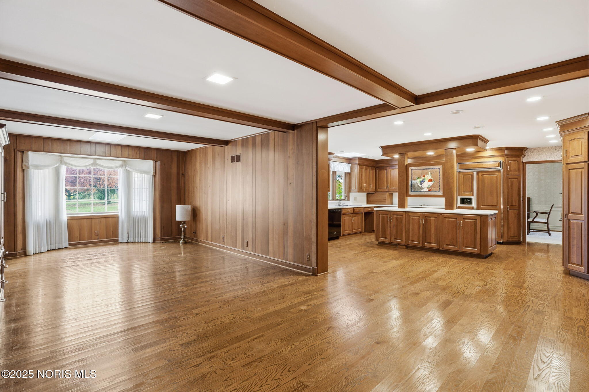 Findlay, Ohio 45840, United States, 5 Bedrooms Bedrooms, ,4 BathroomsBathrooms,Residential,Active,236562