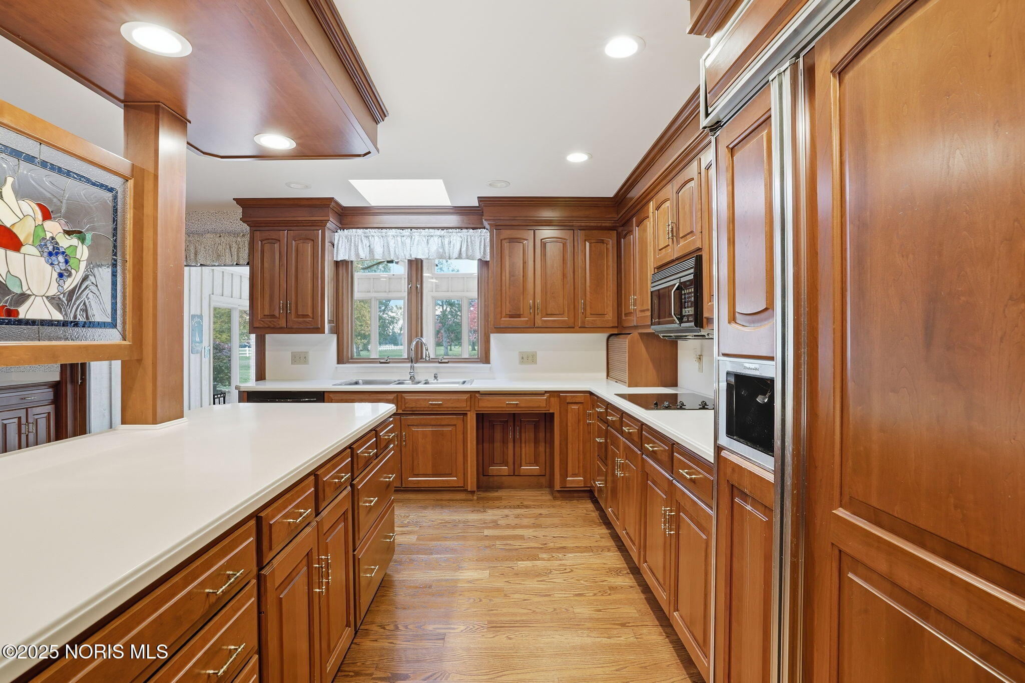 Findlay, Ohio 45840, United States, 5 Bedrooms Bedrooms, ,4 BathroomsBathrooms,Residential,Active,236562