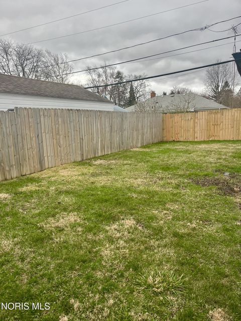 Tiny photo for 3222 Escott Avenue, Toledo, OH 43614 (MLS # 10005147)