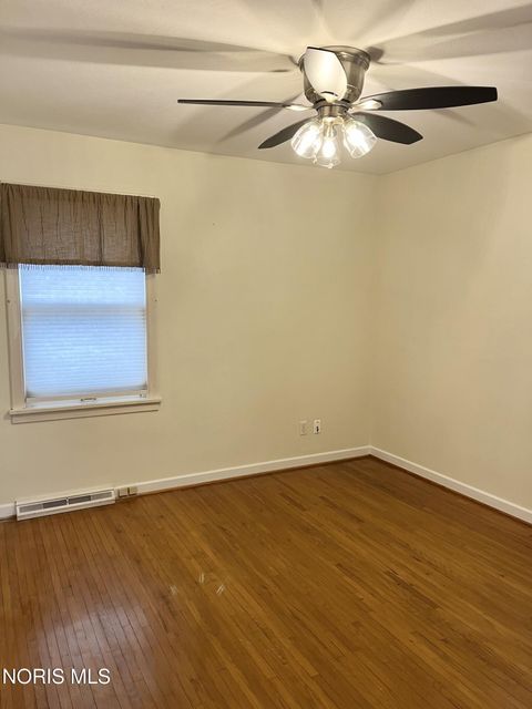 Tiny photo for 3222 Escott Avenue, Toledo, OH 43614 (MLS # 10005147)