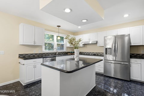 Tiny photo for 2716 Stoneleigh Drive, Toledo, OH 43617 (MLS # 10012381)