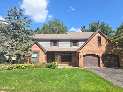 Homes For Sale - 2716 Stoneleigh Drive<br/> Toledo, OH 43617