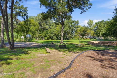 Tiny photo for 2716 Stoneleigh Drive, Toledo, OH 43617 (MLS # 10012381)