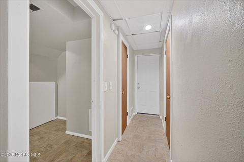 Tiny photo for 4616 Longfellow Road, Sylvania, OH 43560 (MLS # 10002361)