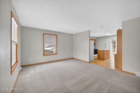 Tiny photo for 4616 Longfellow Road, Sylvania, OH 43560 (MLS # 10002361)