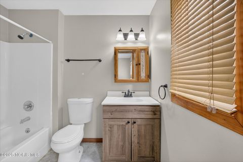 Tiny photo for 4616 Longfellow Road, Sylvania, OH 43560 (MLS # 10002361)