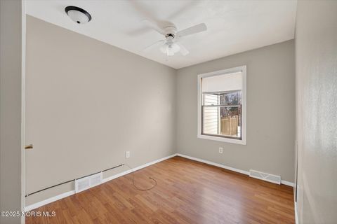 Tiny photo for 4616 Longfellow Road, Sylvania, OH 43560 (MLS # 10002361)