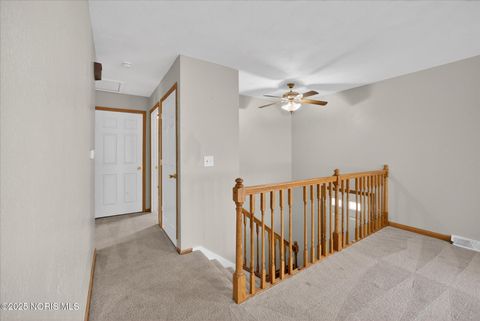 Tiny photo for 4616 Longfellow Road, Sylvania, OH 43560 (MLS # 10002361)
