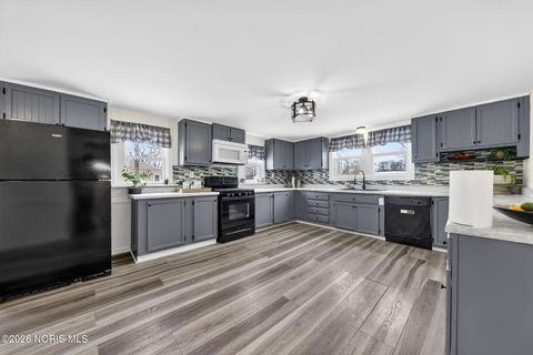 Tiny photo for 130 S Rock Street, Sherwood, OH 43556 (MLS # 10003817)