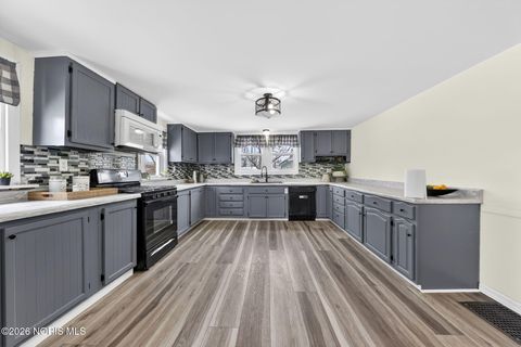 Tiny photo for 130 S Rock Street, Sherwood, OH 43556 (MLS # 10003817)