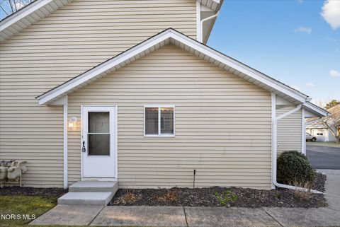 Tiny photo for 6955 Dorr Street #Ste 64, Toledo, OH 43615 (MLS # 10005583)