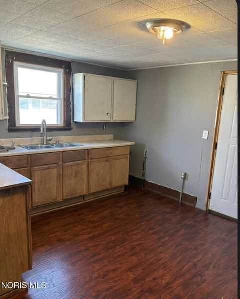 Tiny photo for 821 S Main Street, Bryan, OH 43506 (MLS # 10004681)