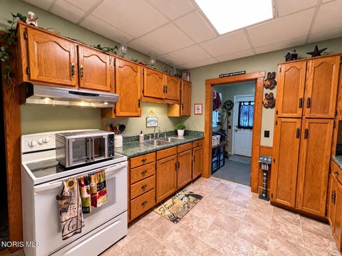 Tiny photo for 129 S Sandusky Street, Tiffin, OH 44883 (MLS # 10013890)