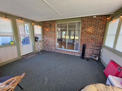 Tiny photo for 2916 Oakland Parkway, Lima, OH 45807 (MLS # 10008616)