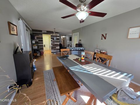 Tiny photo for 2916 Oakland Parkway, Lima, OH 45807 (MLS # 10008616)