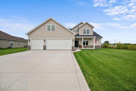 Photo of 2910 Setter Point Drive, Maumee, OH 43537 (MLS # 10014226)