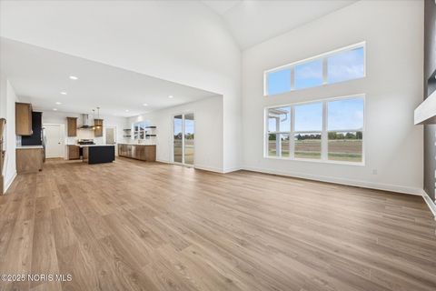 Tiny photo for 114 Kinloch Drive, Perrysburg, OH 43551 (MLS # 10000562)