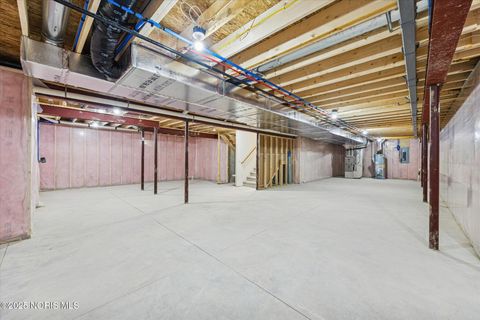 Tiny photo for 114 Kinloch Drive, Perrysburg, OH 43551 (MLS # 10000562)