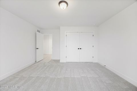 Tiny photo for 114 Kinloch Drive, Perrysburg, OH 43551 (MLS # 10000562)