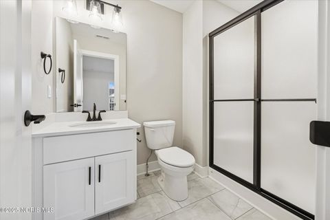 Tiny photo for 114 Kinloch Drive, Perrysburg, OH 43551 (MLS # 10000562)