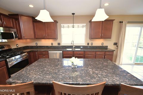 Tiny photo for 3149 Sterlingwood Lane, Perrysburg, OH 43551 (MLS # 10006398)