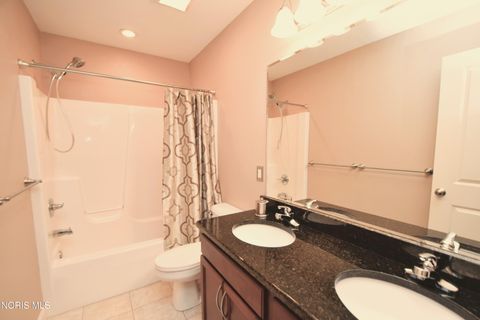 Tiny photo for 3149 Sterlingwood Lane, Perrysburg, OH 43551 (MLS # 10006398)