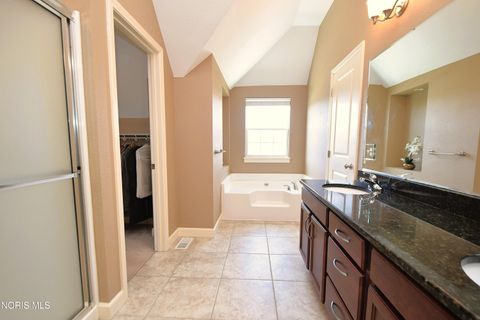 Tiny photo for 3149 Sterlingwood Lane, Perrysburg, OH 43551 (MLS # 10006398)