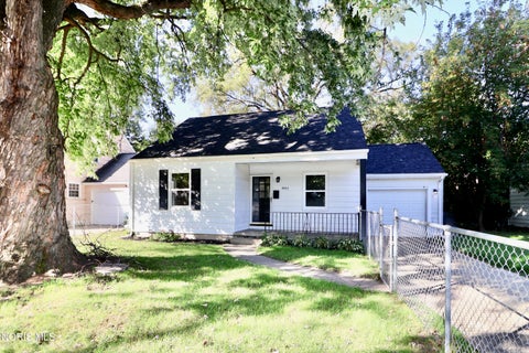 Tiny photo for 3453 Saint Bernard Drive, Toledo, OH 43613 (MLS # 10014424)
