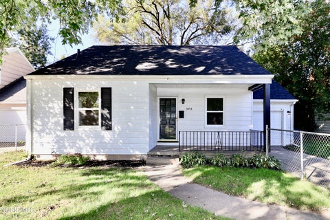 Photo of 3453 Saint Bernard Drive, Toledo, OH 43613 (MLS # 10014424)