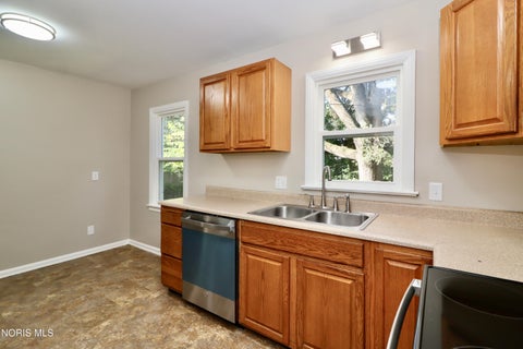 Tiny photo for 3453 Saint Bernard Drive, Toledo, OH 43613 (MLS # 10014424)