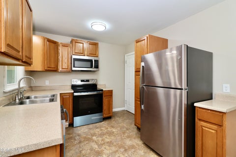Tiny photo for 3453 Saint Bernard Drive, Toledo, OH 43613 (MLS # 10014424)