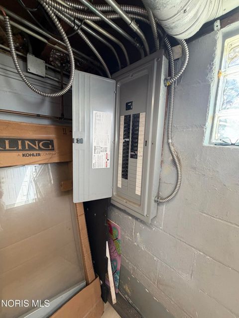 Tiny photo for 5933 Acoma Drive, Toledo, OH 43623 (MLS # 10008096)