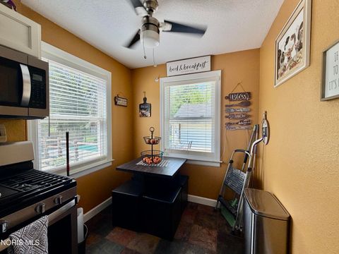 Tiny photo for 5933 Acoma Drive, Toledo, OH 43623 (MLS # 10008096)