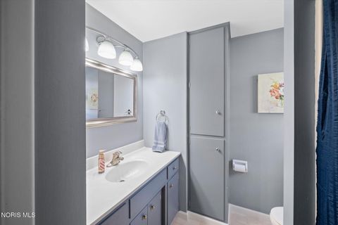 Tiny photo for 1913 Sunnylawn Drive, Toledo, OH 43614 (MLS # 10005915)