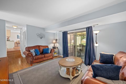 Tiny photo for 1913 Sunnylawn Drive, Toledo, OH 43614 (MLS # 10005915)