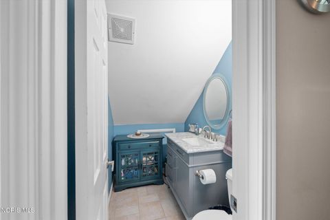 Tiny photo for 1913 Sunnylawn Drive, Toledo, OH 43614 (MLS # 10005915)