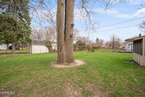 Tiny photo for 1913 Sunnylawn Drive, Toledo, OH 43614 (MLS # 10005915)