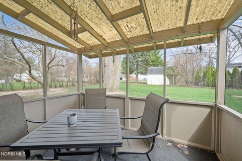 Tiny photo for 1913 Sunnylawn Drive, Toledo, OH 43614 (MLS # 10005915)